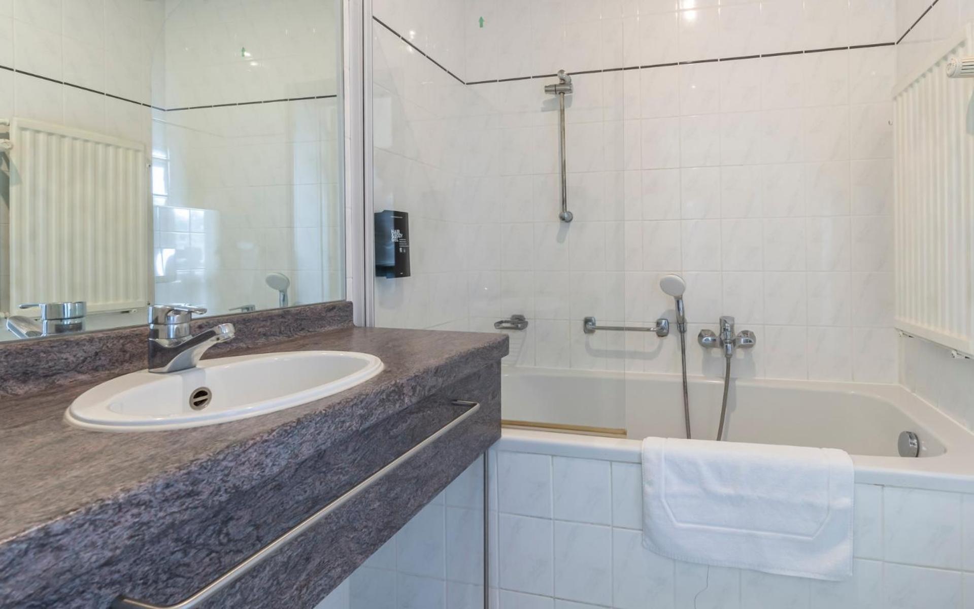 Hotel Sleep & Go Blankenberge Esterno foto